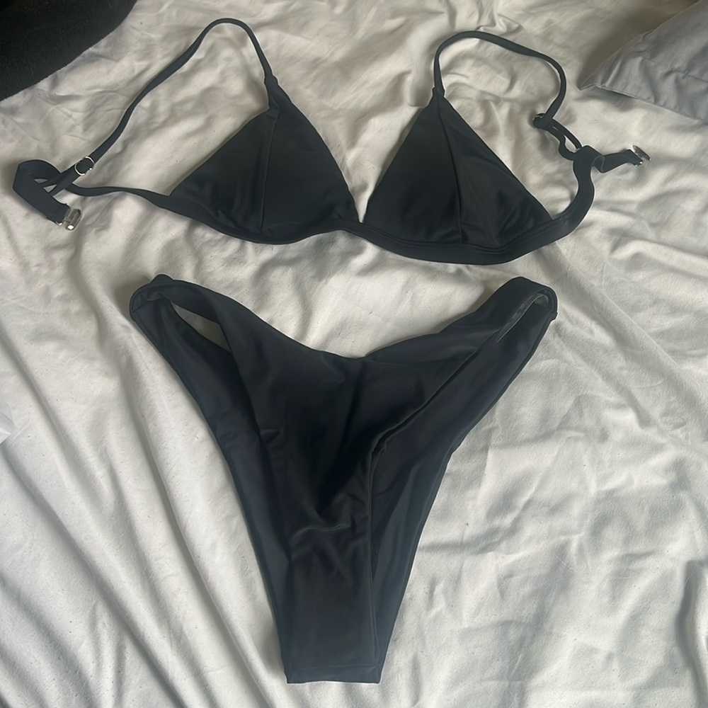 Black Bikini